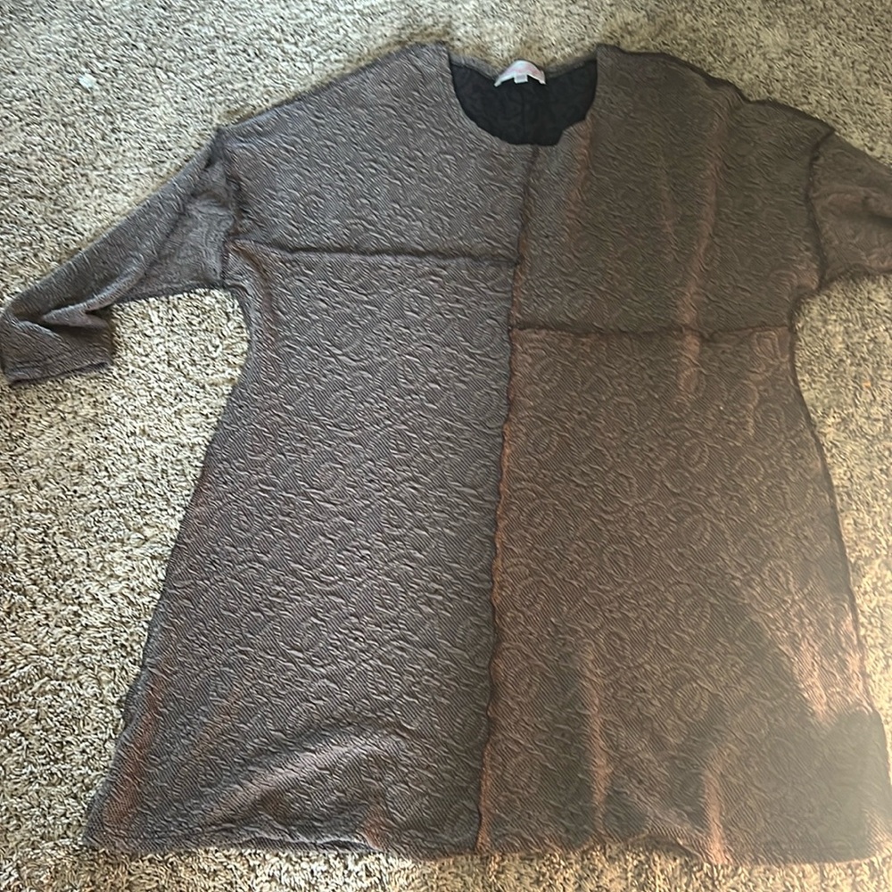 Pretty Angel puce-colored, loosing fitting sweater dress with 3/4 Sleeves
